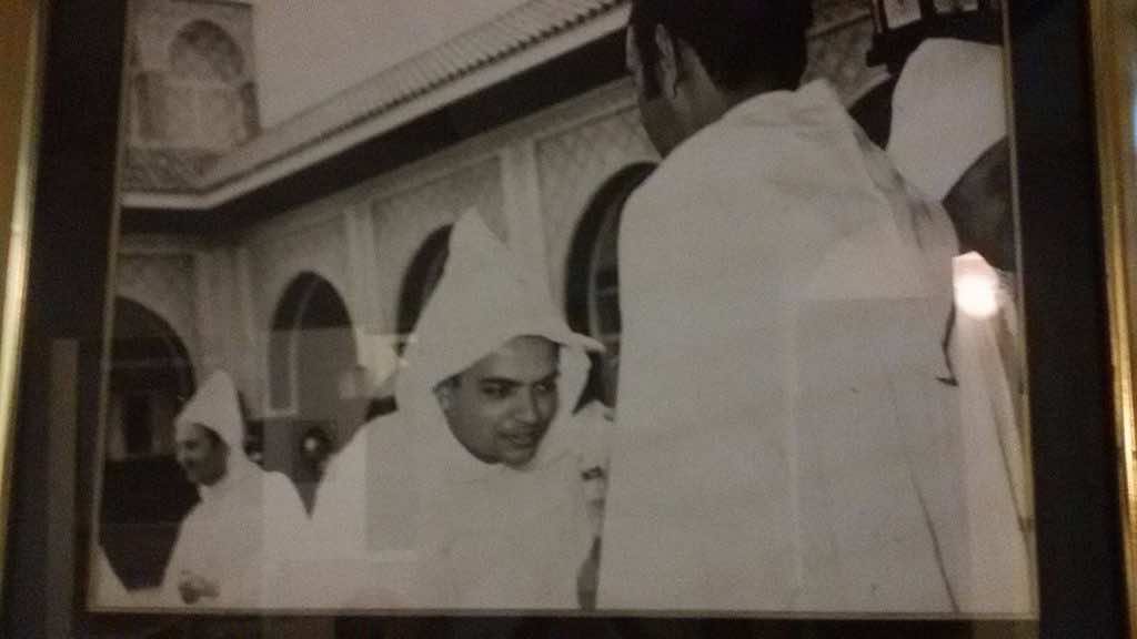late-ahmed-zemmouri-greeting-late-king-hassan-ii