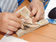 Bank Al-Maghrib: Remittances From MREs to Reach $7.8 Billion in 2021 Bank Al-Maghrib: Remittances From MREs to Reach $7.8 Billion in 2021