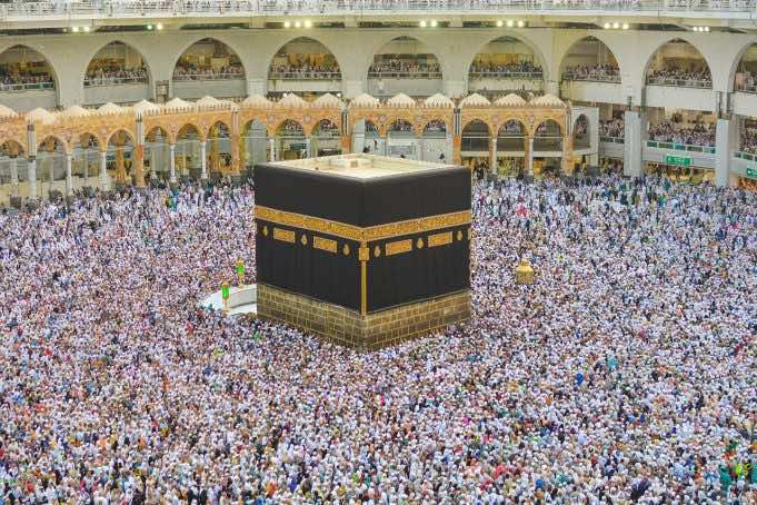Coronavirus: Morocco Commends Saudi Arabia’s Umrah Pilgrim Suspension
