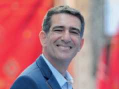 COVID-19: Singer Nouaman Lahlou Pays Tribute to Morocco’s Educators