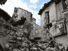 Strong Winds Collapse 2 Houses in Casablanca, No Injuries Reported