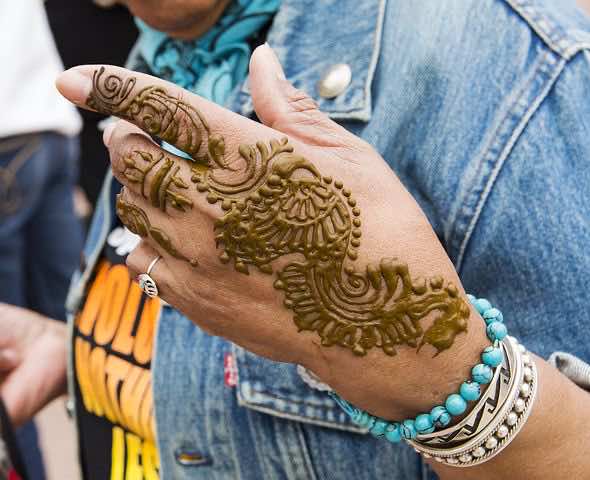 Henna: History, Uses, Benefits, Symbolic Importance