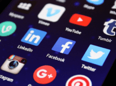 Social Media Is Becoming Main Source of News for Moroccans