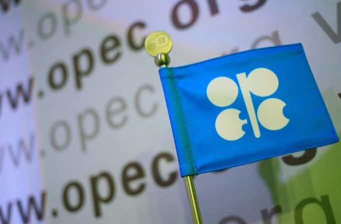 New OPEC Cuts Reveal Saudi Confidence Regarding US Shale Gas New OPEC Cuts Reveal Saudi Confidence Regarding US Shale Gas