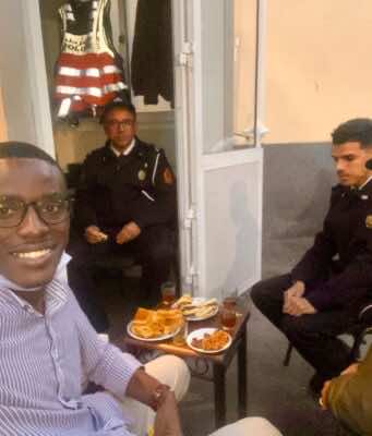 Morocco: Police Invite Man From Cote d’Ivoire to Break Fast Together Morocco: Police Invite Man From Cote d’Ivoire to Break Fast Together