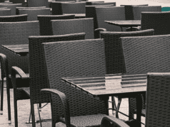 Cafe Owners in Morocco Request Suspension of Night Curfew in Ramadan