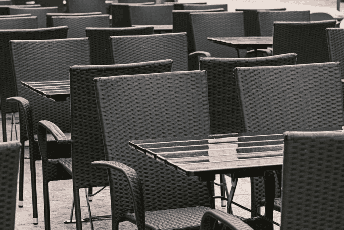 Cafe Owners in Morocco Request Suspension of Night Curfew in Ramadan