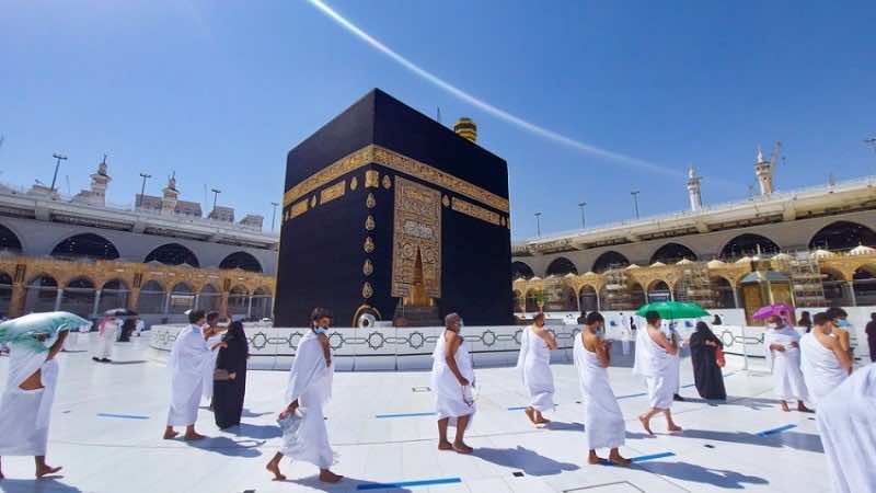 The Beauty—and Business—of the Hajj - Condé Nast Traveler