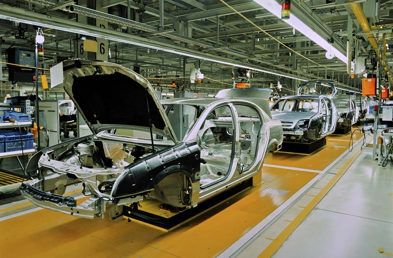 Morocco's Automotive Sector Exceeds Expectations in 2023