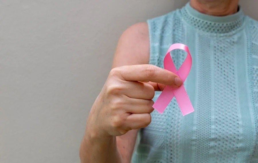 11 Women Lose Their Lives to Breast Cancer Every Day in Morocco