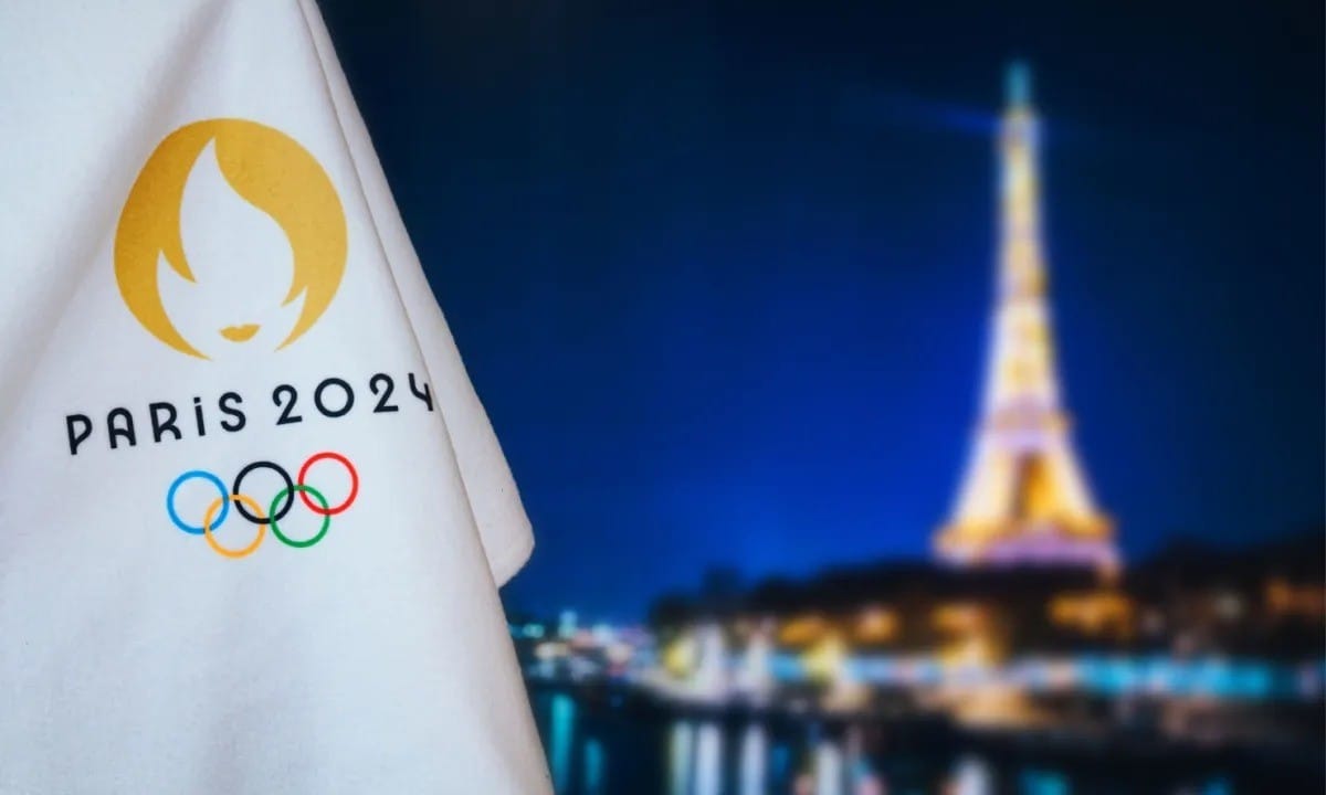 Paris Welcomes 1.73 Million Tourists Amidst Olympic Surge