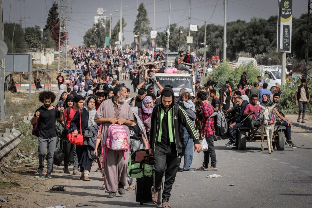 150,000 Palestinians Flee Khan Younès in a Single Day Amid Relentless Bombardments
