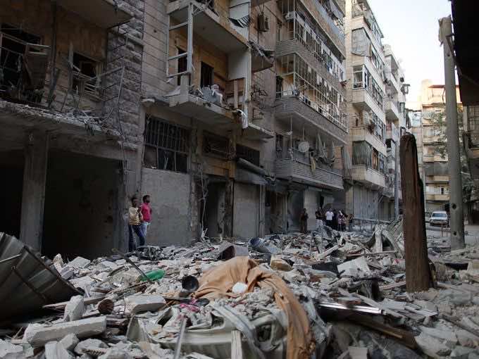 31 Killed in Syria Regime Strikes in Aleppo