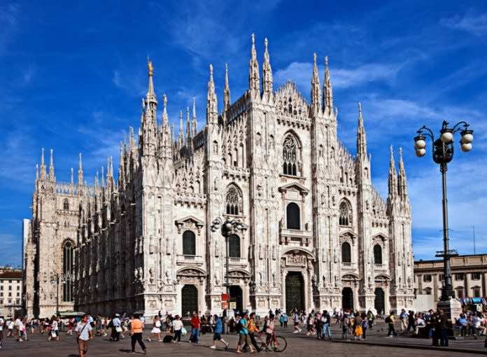 Moroccan Shouts ‘Allah’ in Italian Church, Causes Panic