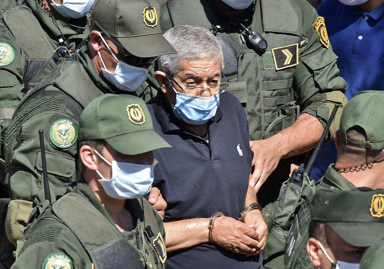 Corruption in Algeria: Ahmed Ouyahia Admits Selling Gold in Black Market