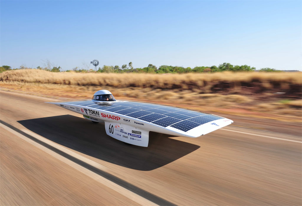 Dutch Student Teams Get Ready for the Solar Car Race in Morocco