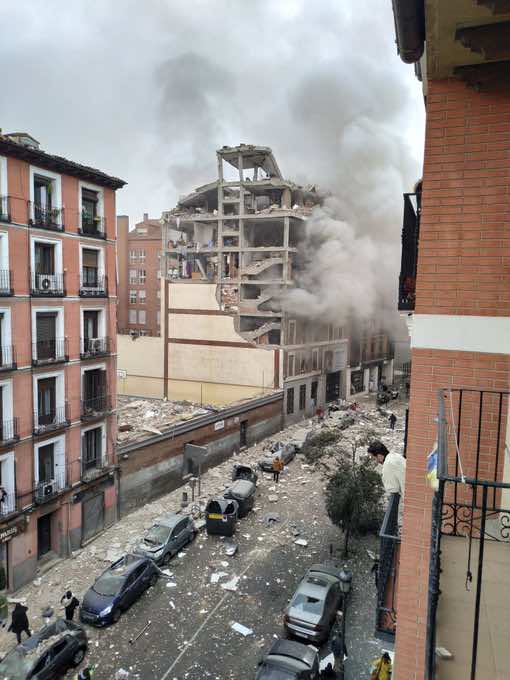 Explosion in Madrid Destroys Building, Kills 2