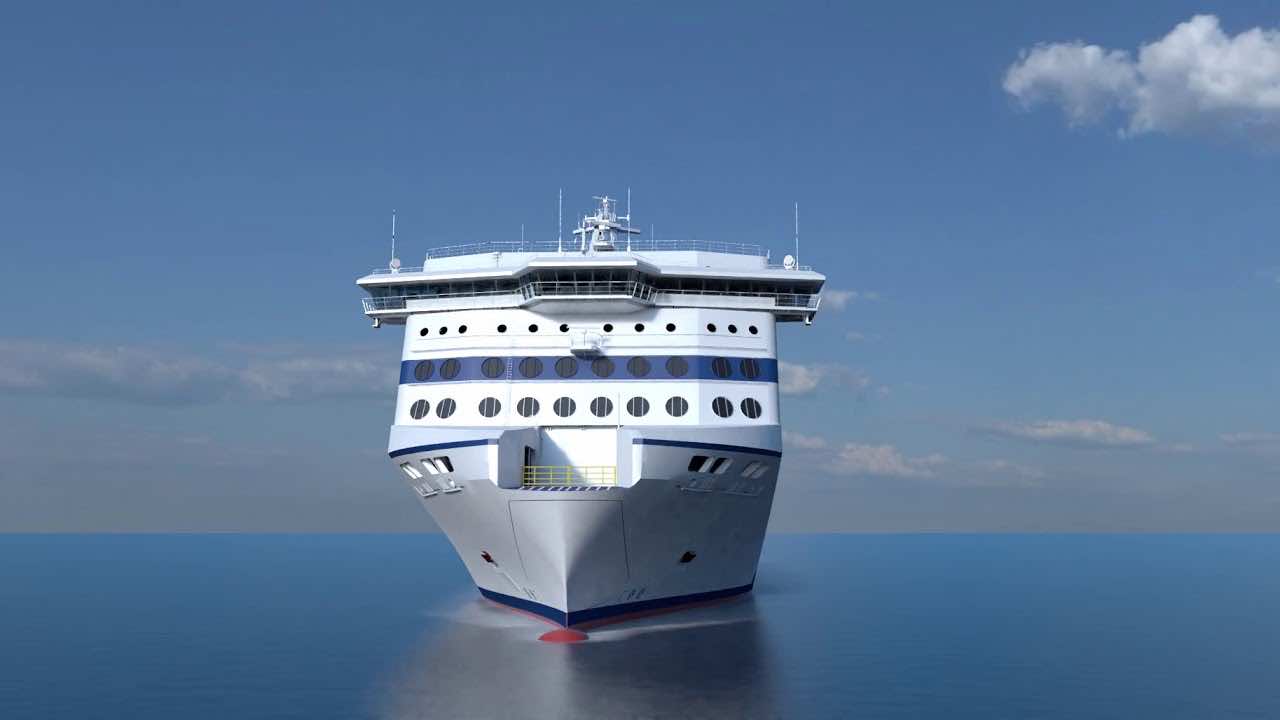 First Ship to Transport Moroccans, Residents, Families Docks in Nador