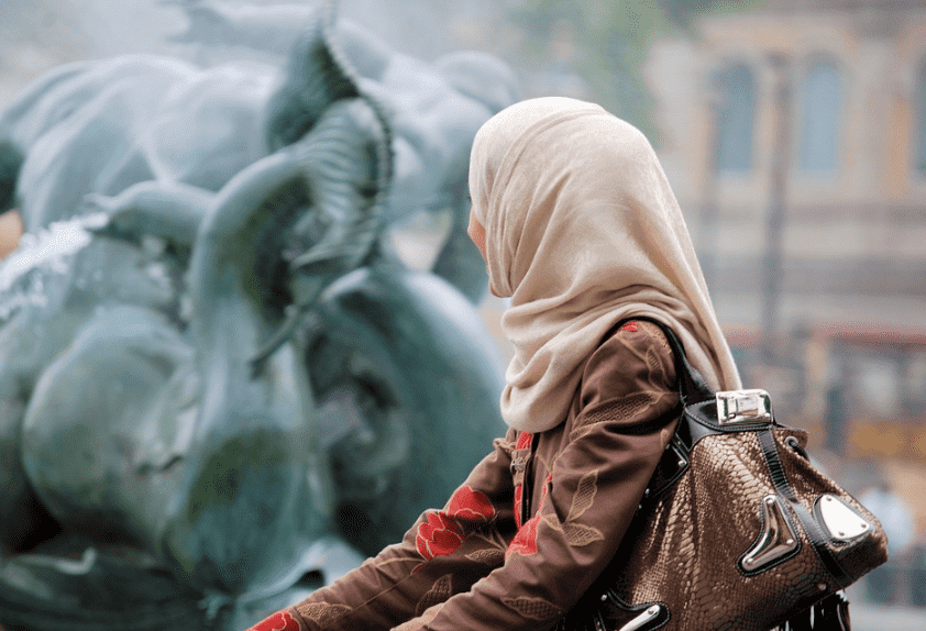 French MPs Leave Meeting Over Student Wearing Hijab, Stir Controversy
