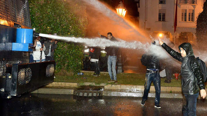 Dozens of Moroccan Teachers Injured as Police Used Water Cannons to Disperse Them