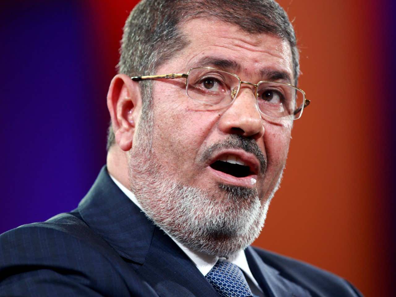 Egypt president vows firm hand with violent protests