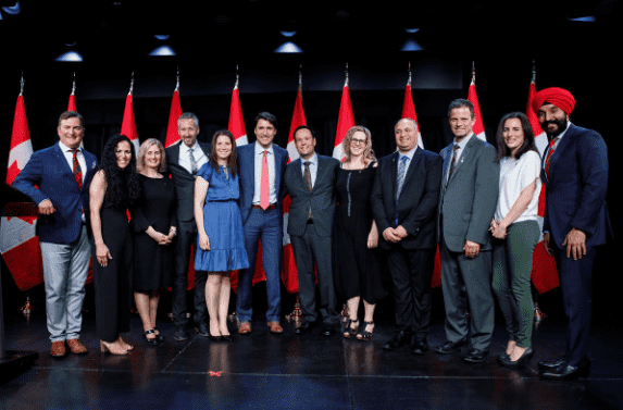 Moroccan Professor Receives the Highest Award for Excellence in Education in Canada