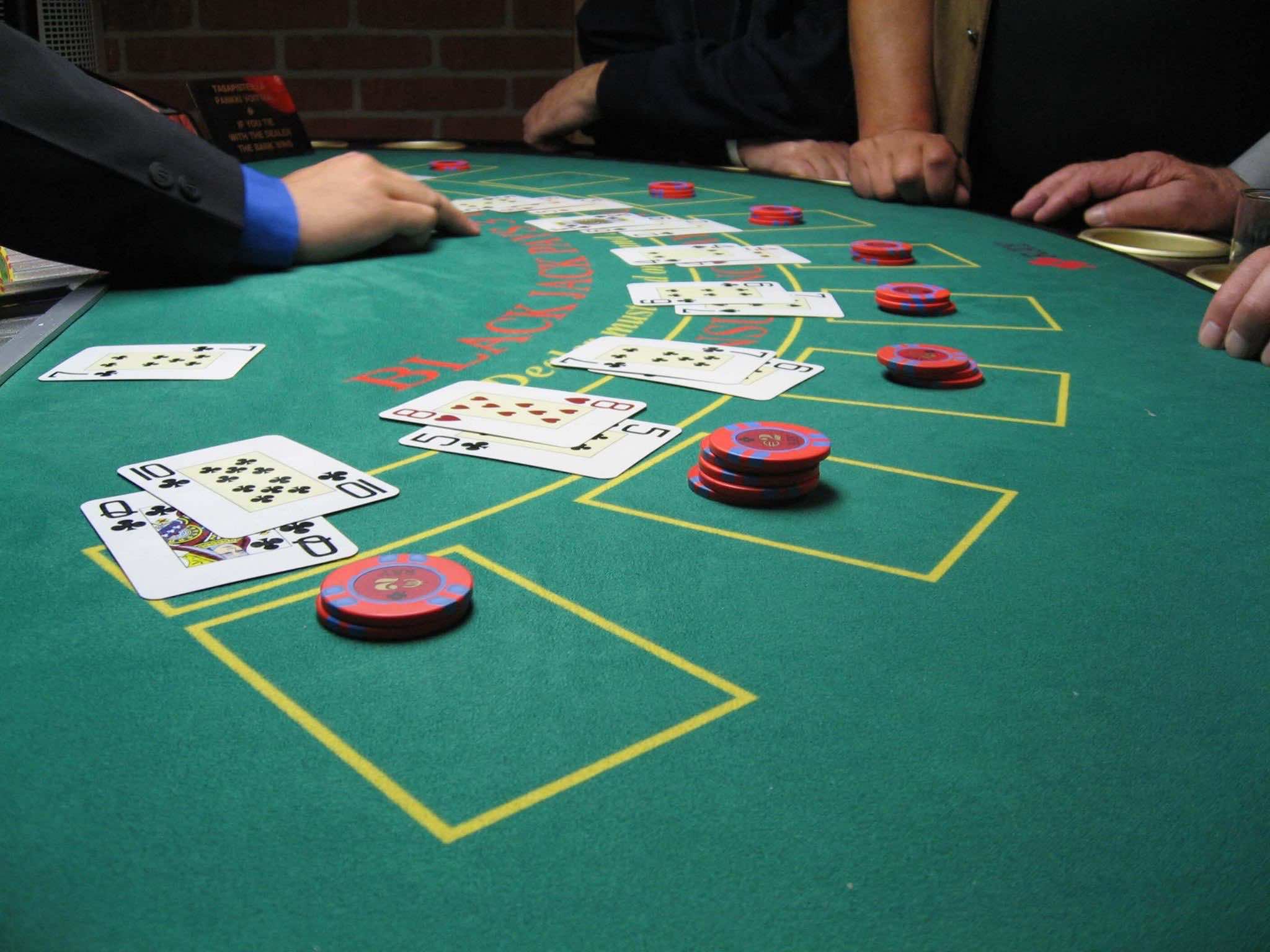 Moroccans Spent MAD 9.4 Billion in Gambling in 2016