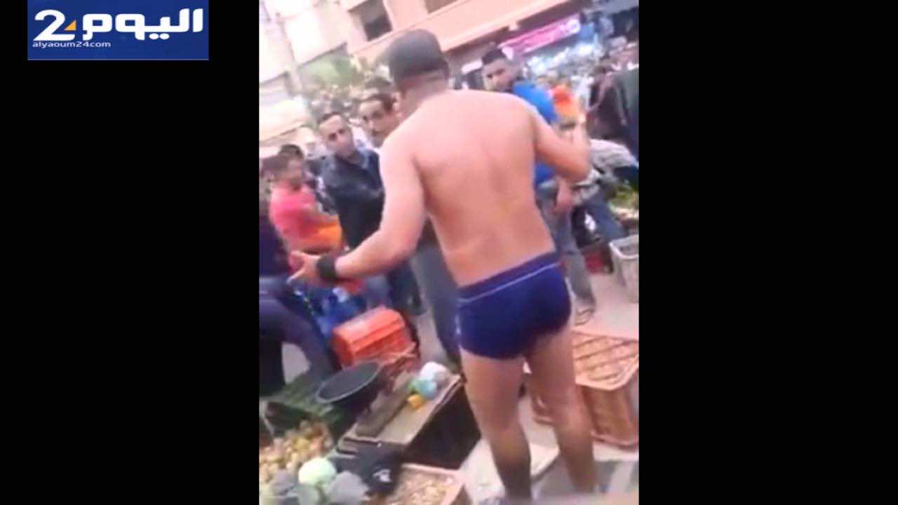 Moroccan Street Vendor Strips to Skivvies to Protest Authorities Ban