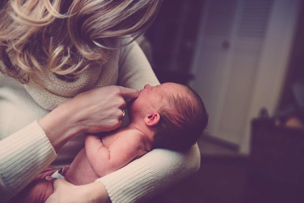 Morocco’s Socialist Party Proposes Extension of Maternity Leave