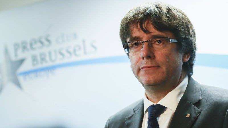 Ousted Leader Carles Puigdemont Turns Himself In to Belgian Police