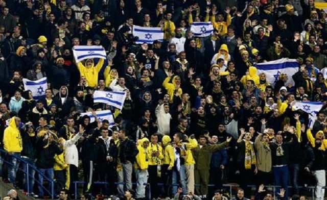 Beitar club torched after protests against Muslim players