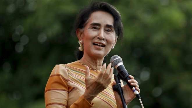 Aung San Suu Kyi to be Stripped of Seventh Award over Rohingya Violence
