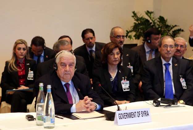 Syrian regime, opposition cast blame at one another at peace conference