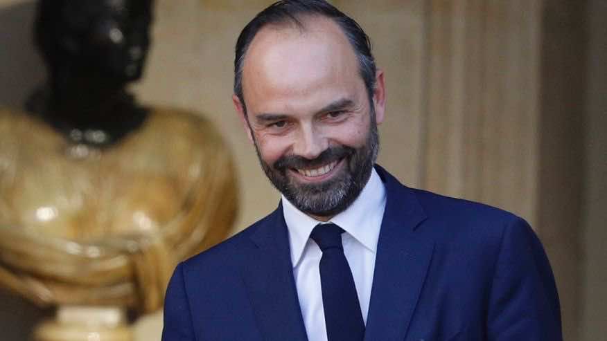 French Prime Minister Urges Students to Embrace English Language