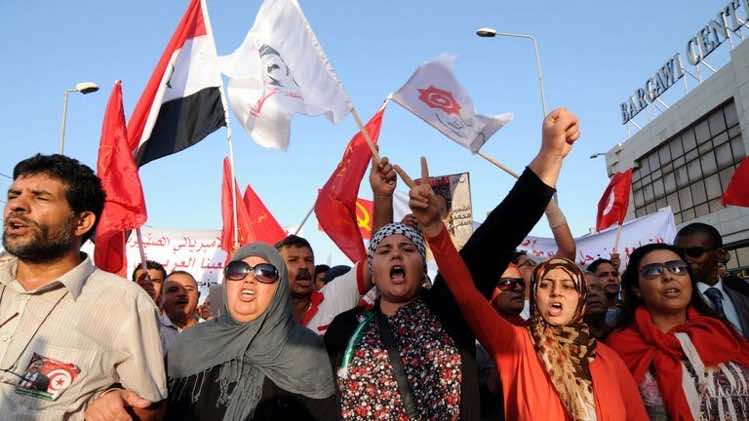 Tunisians hold anti-govt demo called by powerful union