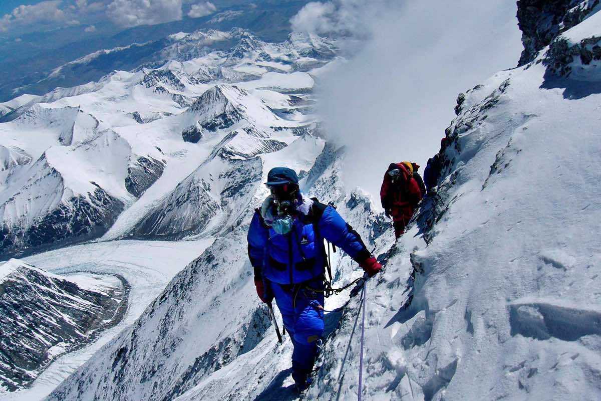 Three climbers die on Everest: Officials