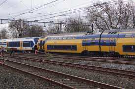 15 injured in Barcelona train crash