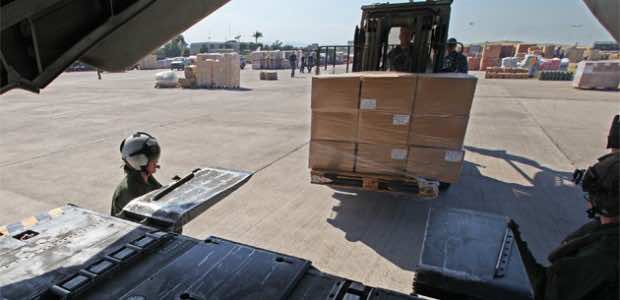US to supply Syrian opposition with protective clothing