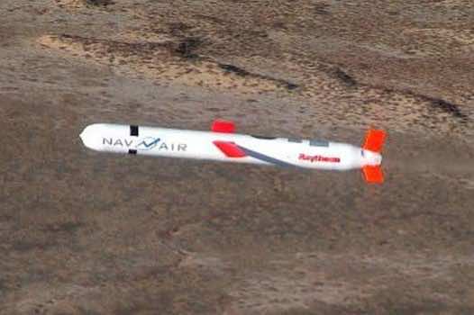 US uses Tomahawk Cruise Missiles  against ISIS in Syria