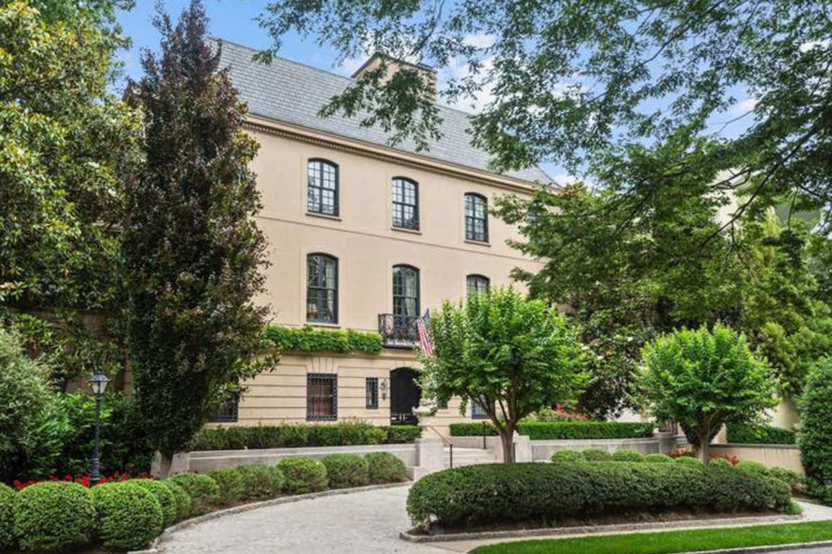 Morocco Buys Mansion in Wealthy Washington D.C. Area for $14 Million