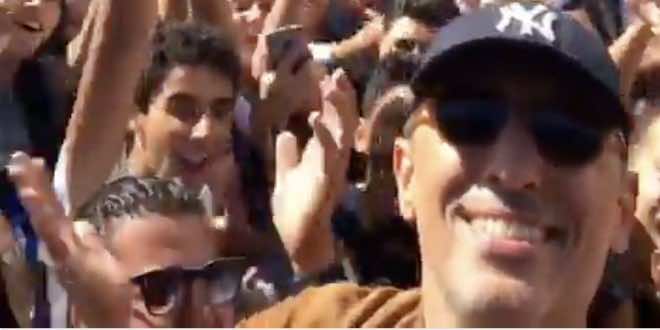 Video: Gad Elmaleh Visits Former School in Casablanca, Draws Crowd