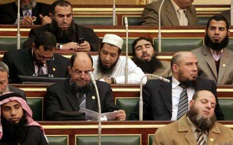 Egypt Salafi party elects new head after split