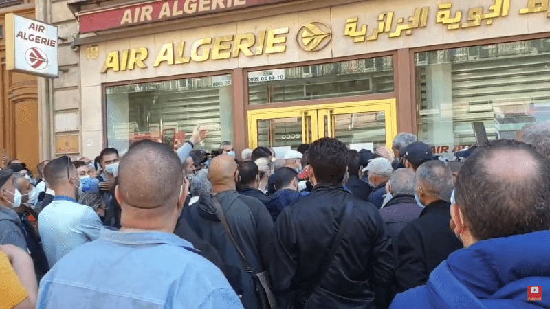 Algerians in Paris Riot Outside Air Algerie Office to Purchase Tickets
