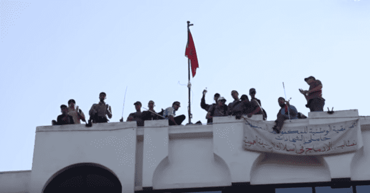 Blind Protester Falls off Moroccan Ministry Rooftop and Dies