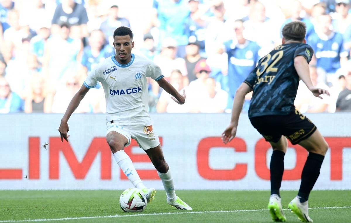 Brentford FC Shows Interest in Morocco’s Azzedine Ounahi