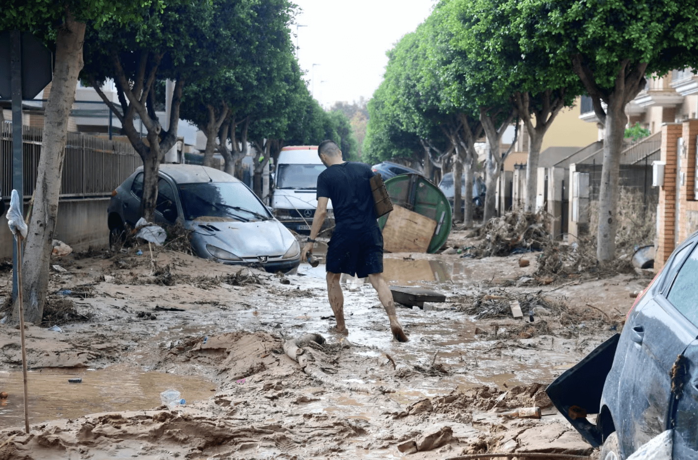 British Couple Rescued by Moroccan Driver During Flash Floods in Spain