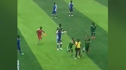 Congolese Women’s Club Physically Attack Referee for not Awarding a Penalty