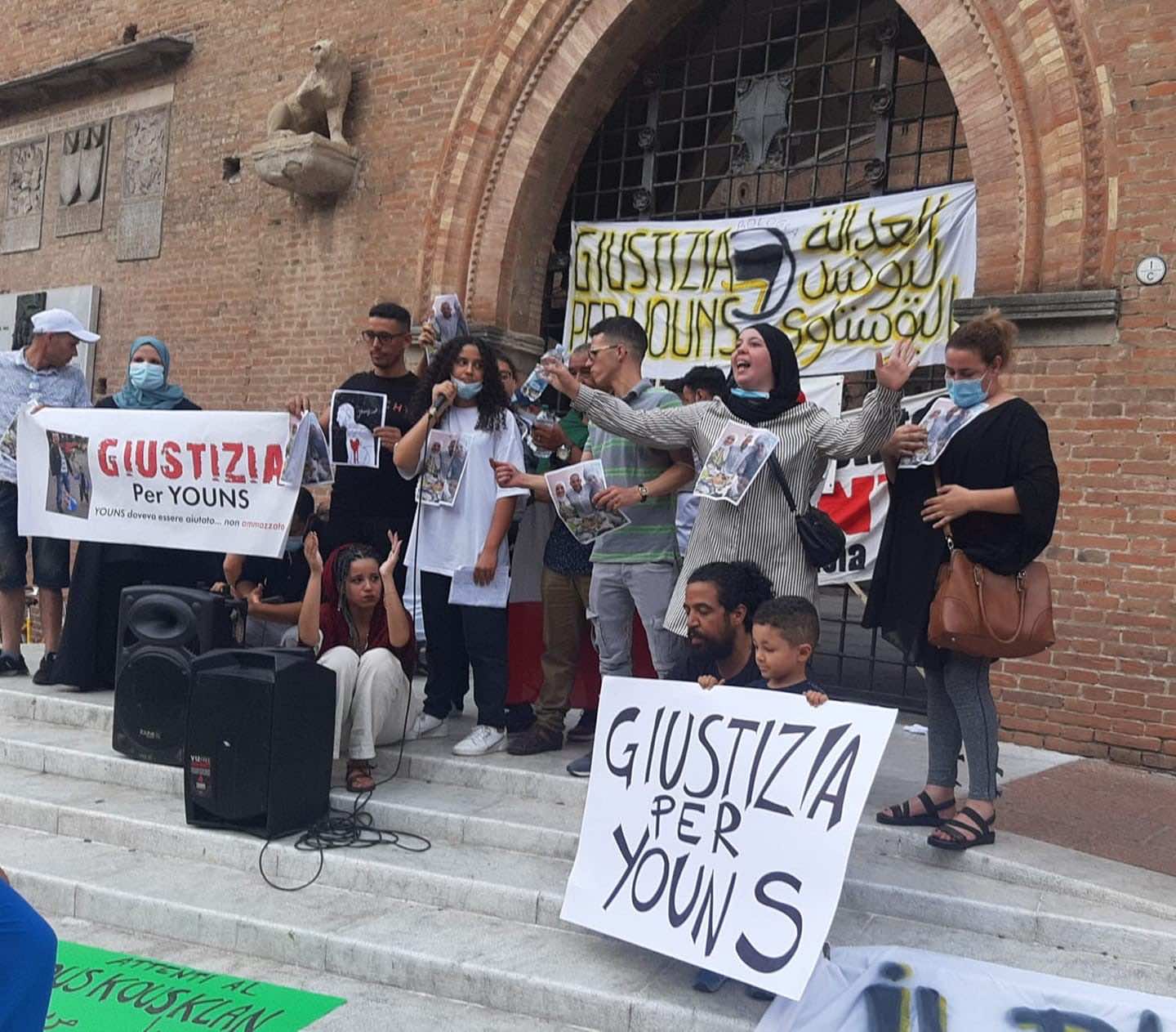 Demonstrations Call For Justice In Shooting of Moroccan-Italian Man