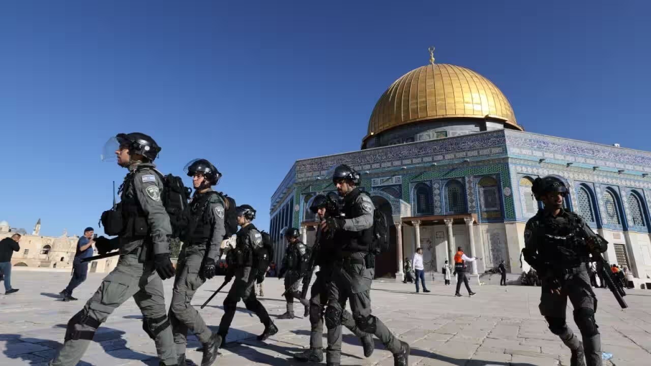 Dozens of Israeli Settlers Storm Al Aqsa Mosque as Gaza Turmoil Continues