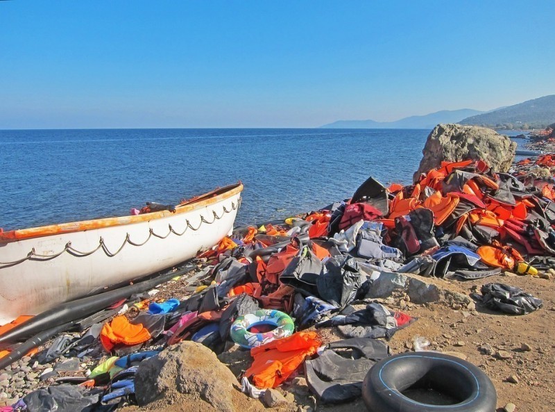 Germany Supports EU Migration Compromise Amid Sea Concerns